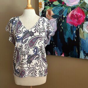 LOFT Paisley Jacquard Top w/ Flutter Sleeves & V‑Neck NWT Size Large